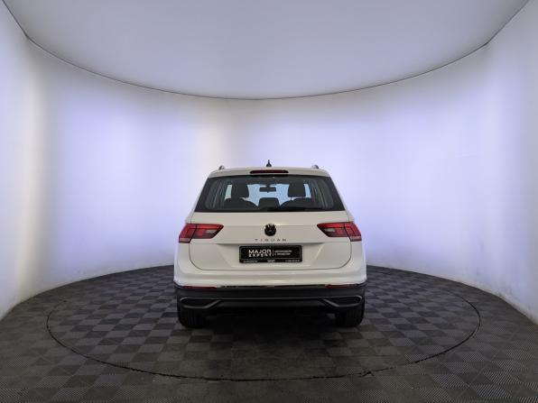 Volkswagen Tiguan II с пробегом 2021 года, цена 2 700 000 рублей, 73888 км, внедорожник, Автокод Объявления