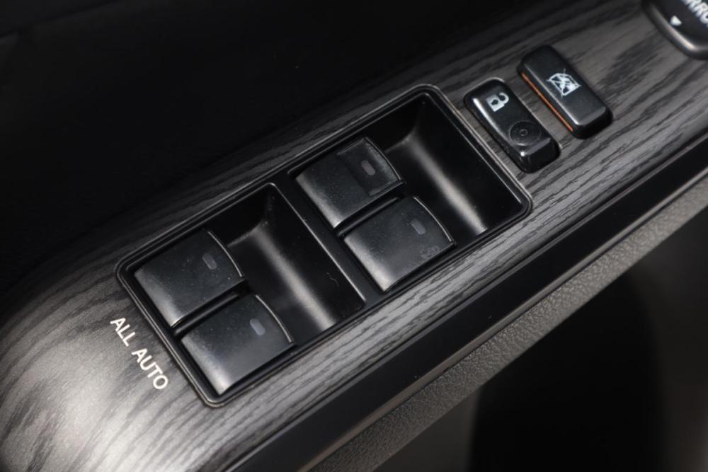 Toyota Camry VIII (XV70) Новосибирск  - изображение 16