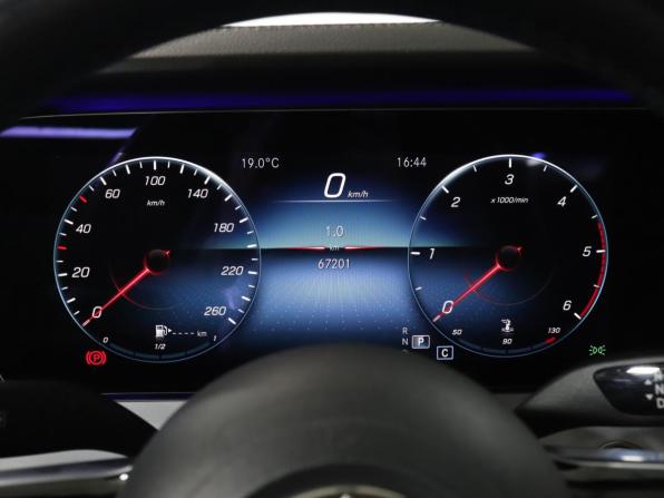 Mercedes-Benz E-Класс V (W213 S213 C238) Рестайлинг с пробегом 2020 года, цена 5 679 000 рублей, 66000 км, купе-хардтоп, Автокод Объявления