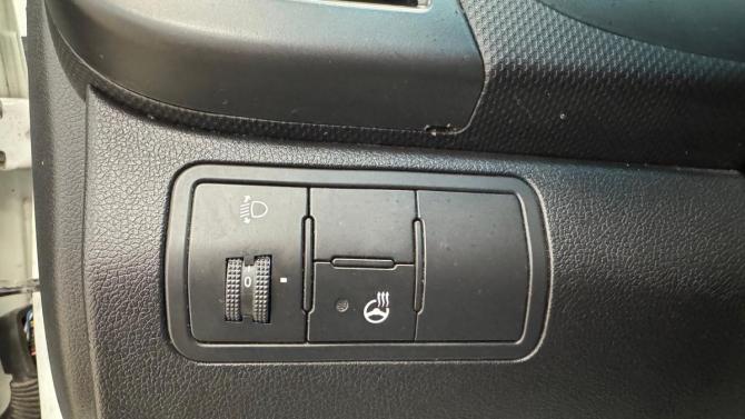 Hyundai Solaris I Рестайлинг с пробегом 2015 года, цена 699 500 рублей, 199489 км, седан, Автокод Объявления