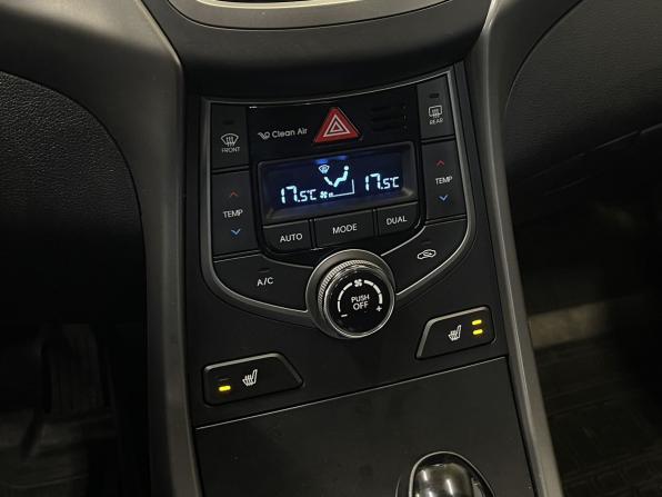 Hyundai Elantra V (MD) Рестайлинг с пробегом 2015 года, цена 740 000 рублей, 45265 км, седан, Автокод Объявления