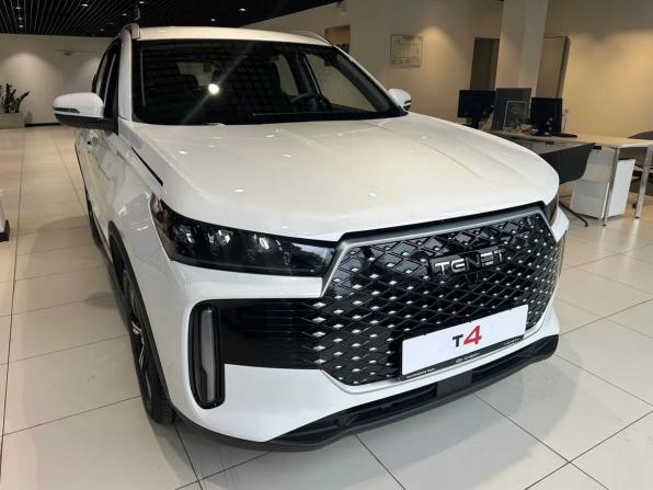 Chery Tiggo 4 I Рестайлинг 2 с пробегом 2025 года, цена 2 250 000 рублей, 1 км, внедорожник, Автокод Объявления