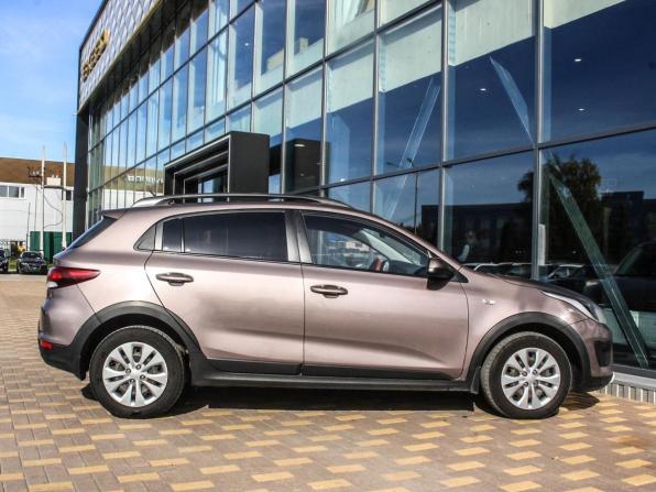 Kia Rio IV с пробегом 2018 года, цена 1 050 000 рублей, 291332 км, хэтчбек, Автокод Объявления
