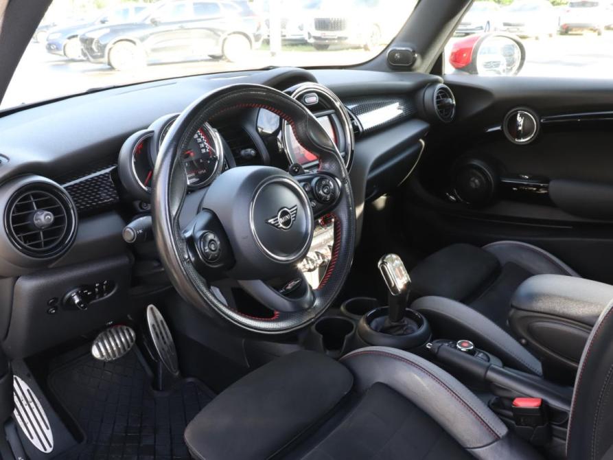 Mini Hatch III (F55/F56) Рестайлинг Москва  - изображение 13