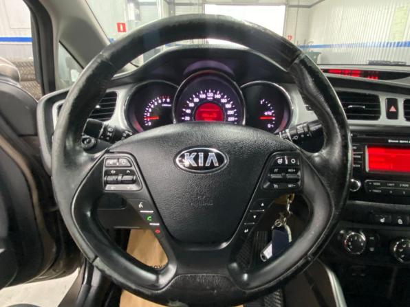 Kia Ceed II с пробегом 2013 года, цена 809 000 рублей, 275375 км, универсал, Автокод Объявления
