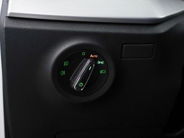 Skoda Rapid II с пробегом 2021 года, цена 1 899 452 рубля, 44971 км, лифтбек, Автокод Объявления