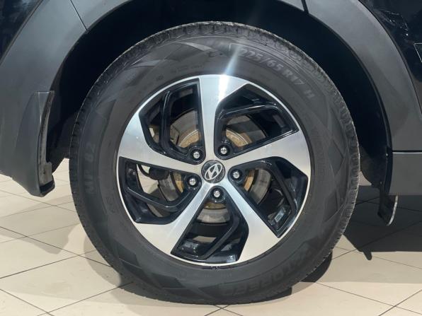 Hyundai Tucson III с пробегом 2016 года, цена 1 860 000 рублей, 203322 км, внедорожник, Автокод Объявления