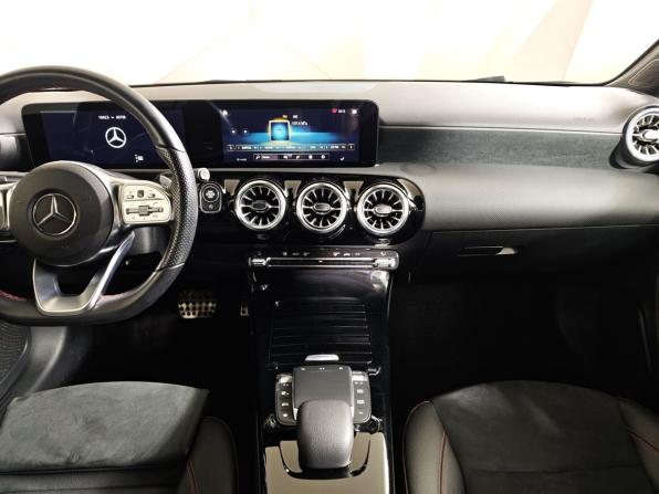 Mercedes-Benz A-Класс IV (W177) с пробегом 2021 года, цена 2 693 000 рублей, 60736 км, седан, Автокод Объявления