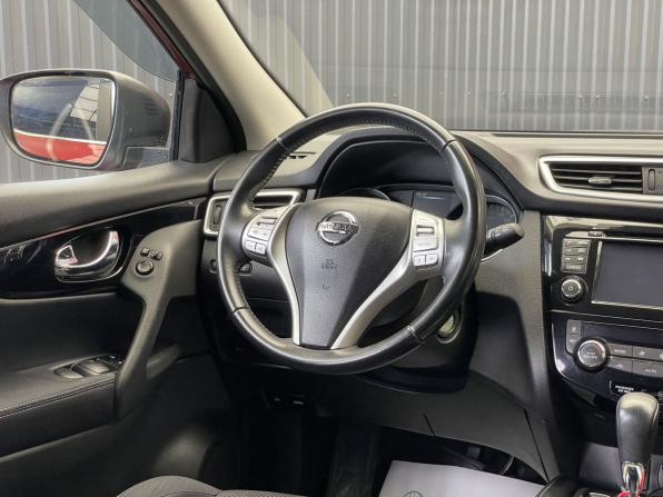 Nissan Qashqai II с пробегом 2017 года, цена 1 877 000 рублей, 100509 км, внедорожник, Автокод Объявления