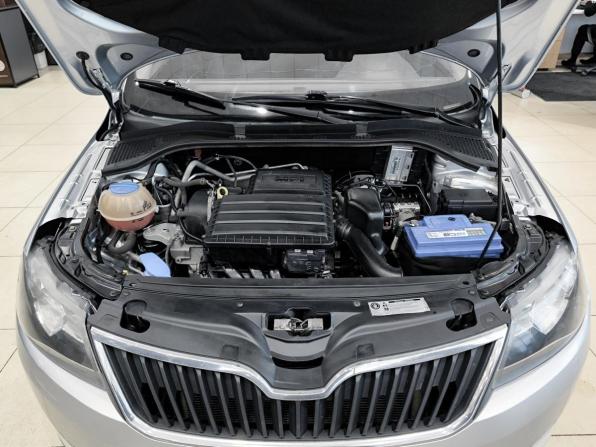 Skoda Rapid I с пробегом 2016 года, цена 599 000 рублей, 363233 км, лифтбек, Автокод Объявления