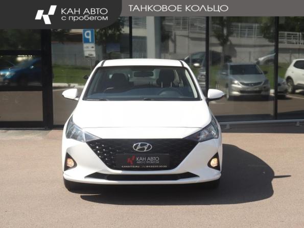 Hyundai Solaris II Рестайлинг с пробегом 2021 года, цена 1 663 000 рублей, 65030 км, седан, Автокод Объявления