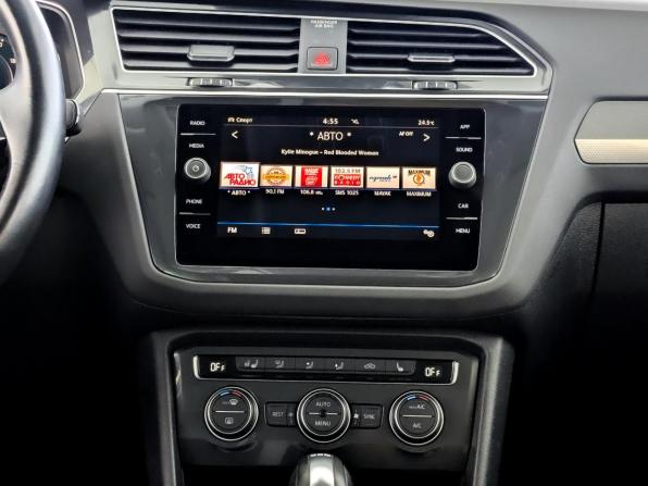 Volkswagen Tiguan II с пробегом 2019 года, цена 2 690 000 рублей, 73109 км, внедорожник, Автокод Объявления
