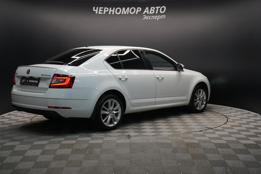 Skoda Octavia III (A7) Рестайлинг Крым  - изображение 5