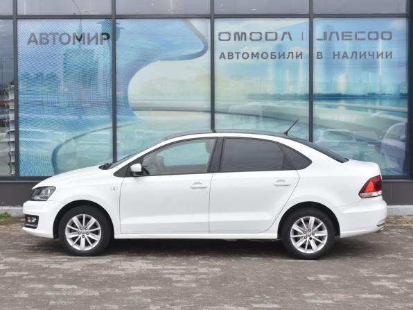 Volkswagen Polo V Рестайлинг с пробегом 2015 года, цена 874 000 рублей, 85061 км, седан, Автокод Объявления