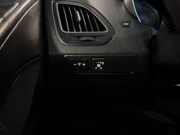 Hyundai ix35 I с пробегом 2010 года, цена 990 000 рублей, 199825 км, внедорожник, Автокод Объявления
