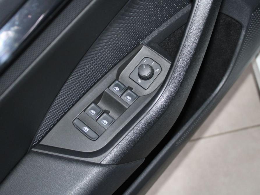 Skoda Octavia IV (A8) Старый Оскол  - изображение 15