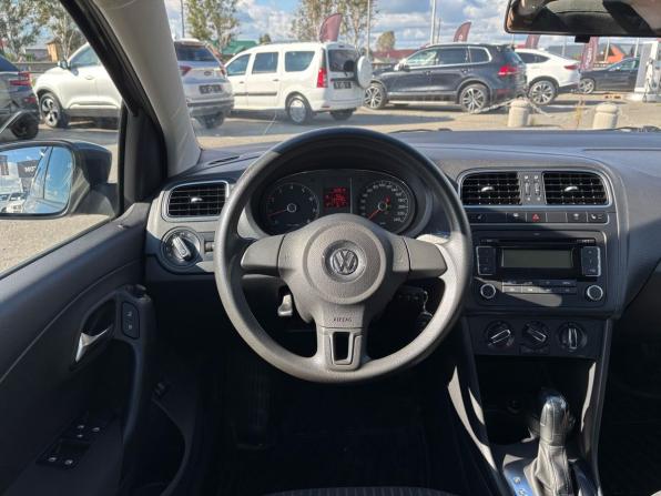 Volkswagen Polo V с пробегом 2011 года, цена 717 000 рублей, 137750 км, седан, Автокод Объявления