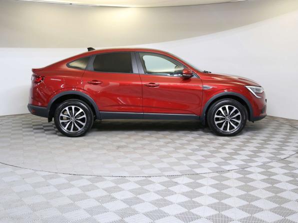 Renault Arkana I с пробегом 2022 года, цена 1 790 000 рублей, 45000 км, внедорожник, Автокод Объявления