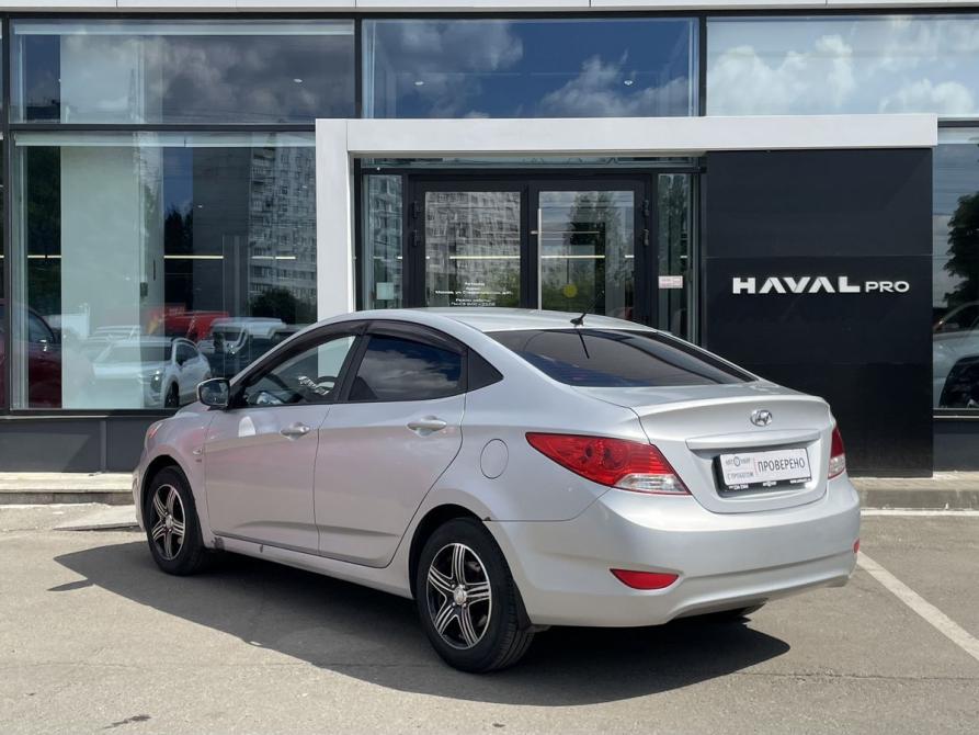 Hyundai Solaris I Москва  - изображение 7