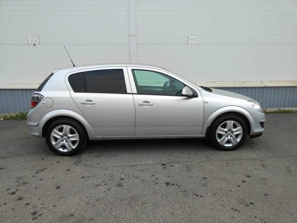 Opel Astra H Рестайлинг с пробегом 2011 года, цена 535 000 рублей, 173036 км, хэтчбек, Автокод Объявления