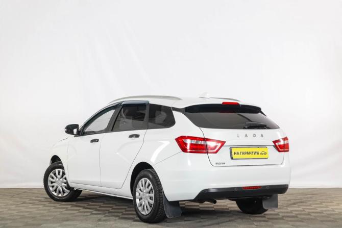 Lada (ВАЗ) Vesta I с пробегом 2021 года, цена 799 000 рублей, 317803 км, универсал, Автокод Объявления