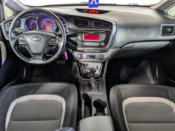 Kia Ceed II с пробегом 2013 года, цена 999 000 рублей, 143000 км, хэтчбек, Автокод Объявления