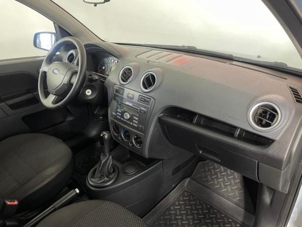 Ford Fusion I Рестайлинг с пробегом 2008 года, цена 460 000 рублей, 196846 км, хэтчбек, Автокод Объявления