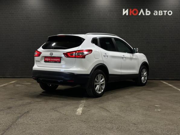 Nissan Qashqai II с пробегом 2015 года, цена 1 780 000 рублей, 90992 км, внедорожник, Автокод Объявления