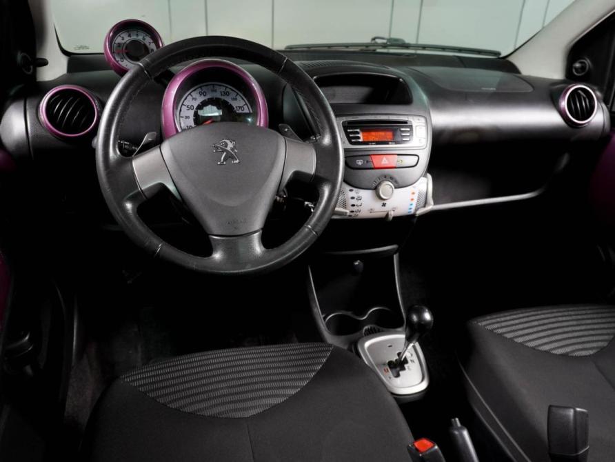 Peugeot 107 I Рестайлинг 2 Воронеж  - изображение 6