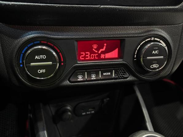 Kia Rio III с пробегом 2014 года, цена 897 000 рублей, 209102 км, хэтчбек, Автокод Объявления