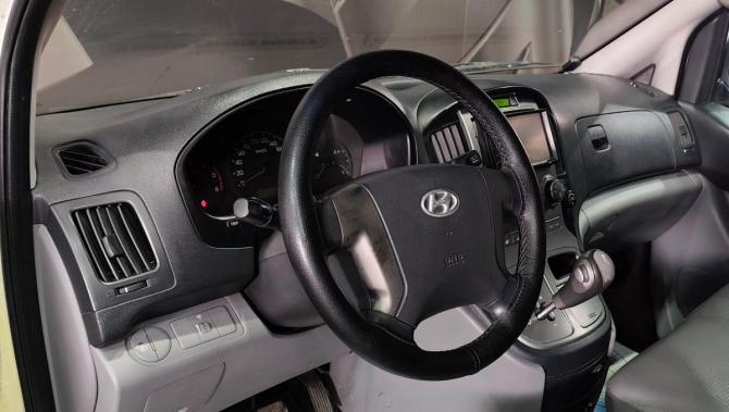 Hyundai Grand Starex I с пробегом 2011 года, цена 1 300 000 рублей, 370175 км, минивэн, Автокод Объявления