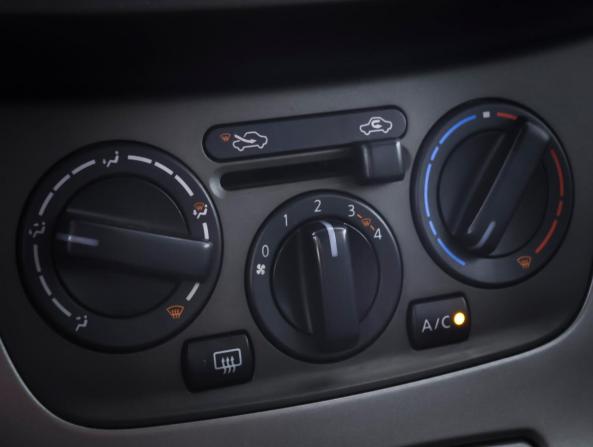 Nissan Sentra VII (B17) с пробегом 2014 года, цена 898 000 рублей, 103359 км, седан, Автокод Объявления