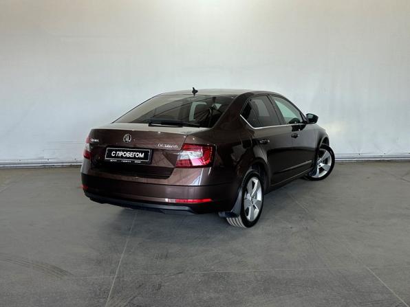 Skoda Octavia III (A7) Рестайлинг с пробегом 2017 года, цена 1 650 000 рублей, 172000 км, лифтбек, Автокод Объявления