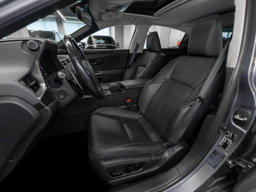 Lexus ES VII Москва  - изображение 9
