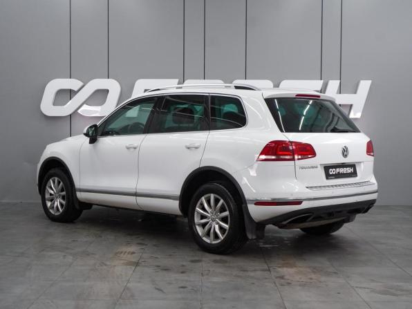 Volkswagen Touareg II Рестайлинг с пробегом 2015 года, цена 2 599 000 рублей, 200136 км, внедорожник, Автокод Объявления