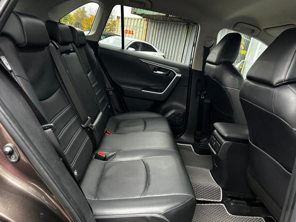 Toyota RAV4 V (XA50) с пробегом 2022 года, цена 2 798 400 рублей, 210928 км, внедорожник, Автокод Объявления