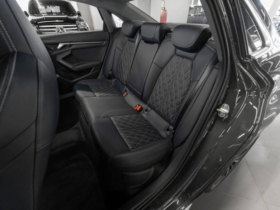 Audi A3 IV (8Y) Рестайлинг Москва  - изображение 13