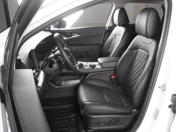 Kia Sportage V с пробегом 2024 года, цена 4 505 000 рублей, 4326 км, внедорожник, Автокод Объявления