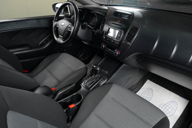 Kia Cerato III с пробегом 2014 года, цена 949 000 рублей, 221000 км, седан, Автокод Объявления