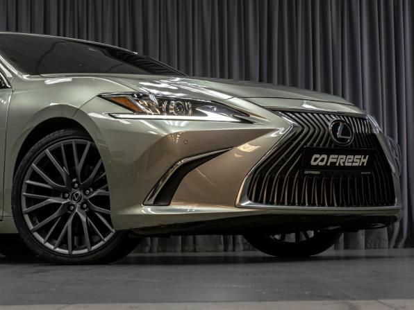 Lexus ES VII с пробегом 2020 года, цена 4 029 000 рублей, 53283 км, седан, Автокод Объявления