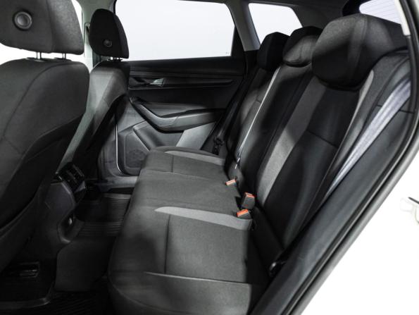 Skoda Karoq I с пробегом 2021 года, цена 2 189 700 рублей, 96966 км, внедорожник, Автокод Объявления