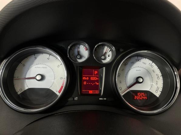 Peugeot 308 I Рестайлинг с пробегом 2012 года, цена 569 000 рублей, 235244 км, хэтчбек, Автокод Объявления