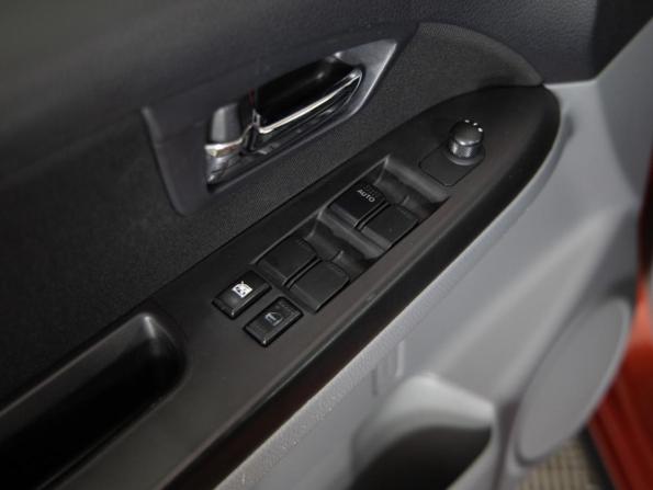 Suzuki SX4 I (Classic) Рестайлинг с пробегом 2011 года, цена 825 000 рублей, 134684 км, хэтчбек, Автокод Объявления