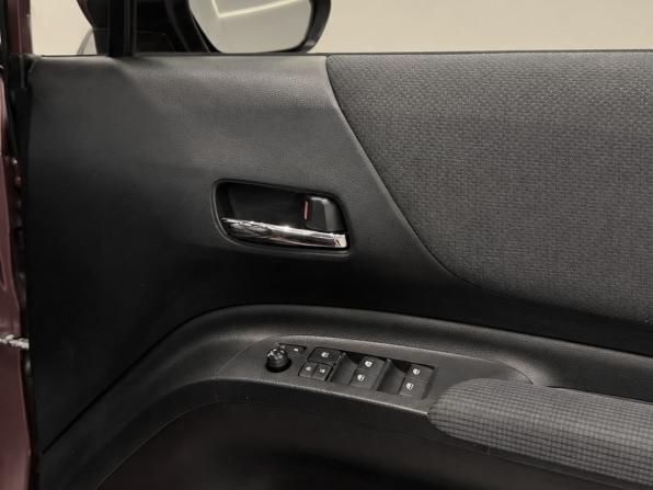 Toyota Sienta II с пробегом 2017 года, цена 1 295 000 рублей, 112000 км, компактвэн, Автокод Объявления