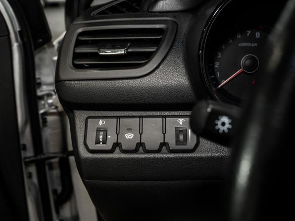 Kia Rio III с пробегом 2012 года, цена 935 000 рублей, 59600 км, хэтчбек, Автокод Объявления