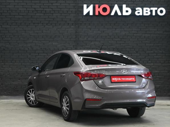 Hyundai Solaris II с пробегом 2019 года, цена 1 360 000 рублей, 115728 км, седан, Автокод Объявления