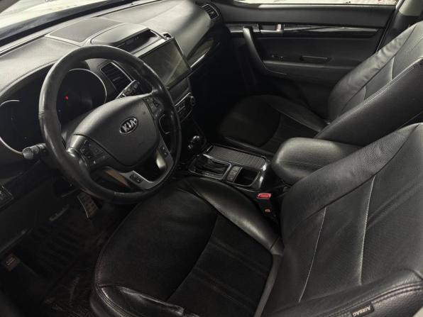 Kia Sorento II Рестайлинг с пробегом 2013 года, цена 1 499 000 рублей, 213000 км, внедорожник, Автокод Объявления