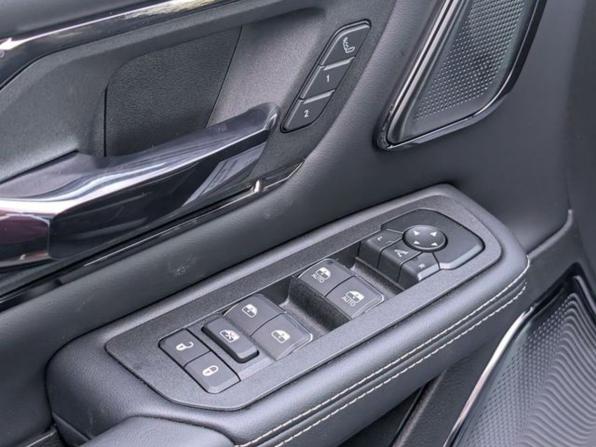 Ram 1500 V Рестайлинг с пробегом 2026 года, цена 10 990 000 рублей, 33 км, offers.body_type.unknown, Автокод Объявления