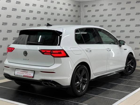 Volkswagen Golf VIII с пробегом 2021 года, цена 2 690 000 рублей, 46507 км, хэтчбек, Автокод Объявления