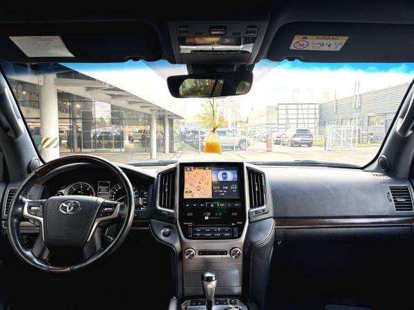 Toyota Land Cruiser 200 Series Рестайлинг 2 с пробегом 2018 года, цена 7 700 000 рублей, 181219 км, внедорожник, Автокод Объявления